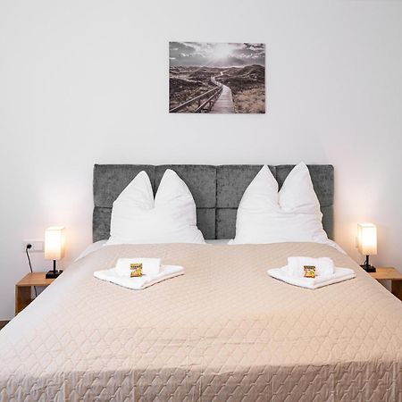 Luxury Sedda Bed, Nespresso, Netflix Apartman Linz Kültér fotó