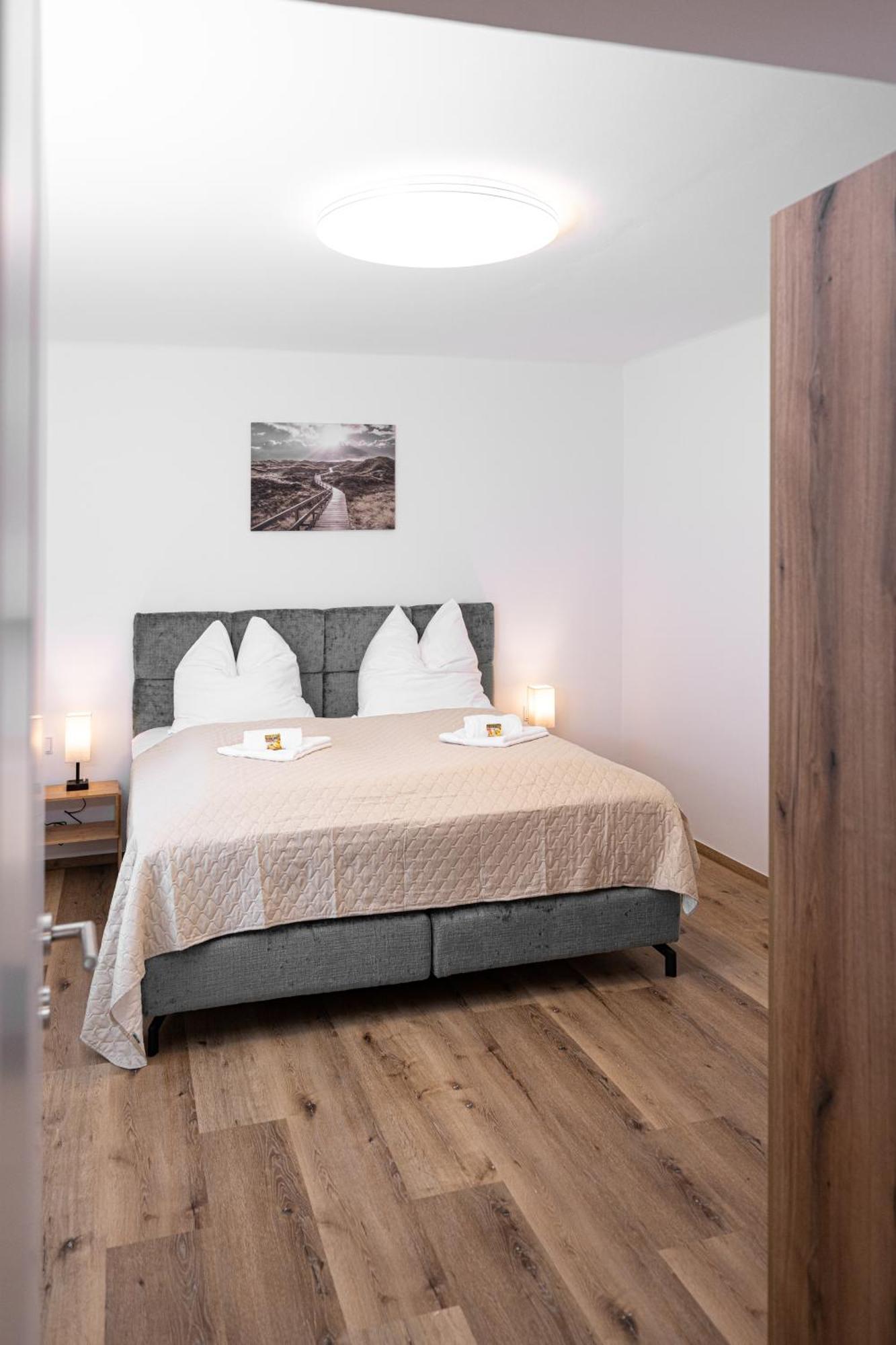 Luxury Sedda Bed, Nespresso, Netflix Apartman Linz Kültér fotó