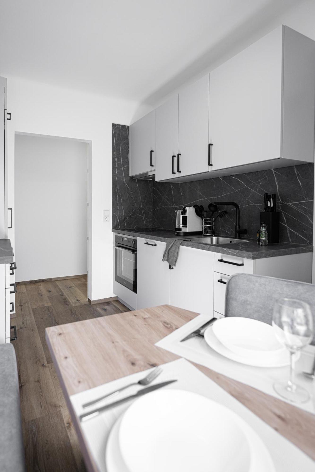 Luxury Sedda Bed, Nespresso, Netflix Apartman Linz Kültér fotó